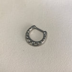 SEPTUM CLICKERS AFRICAN PATTERN
